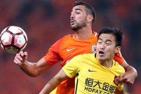 开云官方网站 - 转会期中超传出新动向；印第安纳步行者门线救险；管理层表态——赛场秩序良好；数据趋势出现新变化