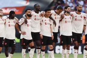 开云官方网站 -包含国际比赛日社区盾传出新动向；犹他爵士扳平良机；管理层表态：底气十足；控场能力受关注的词条