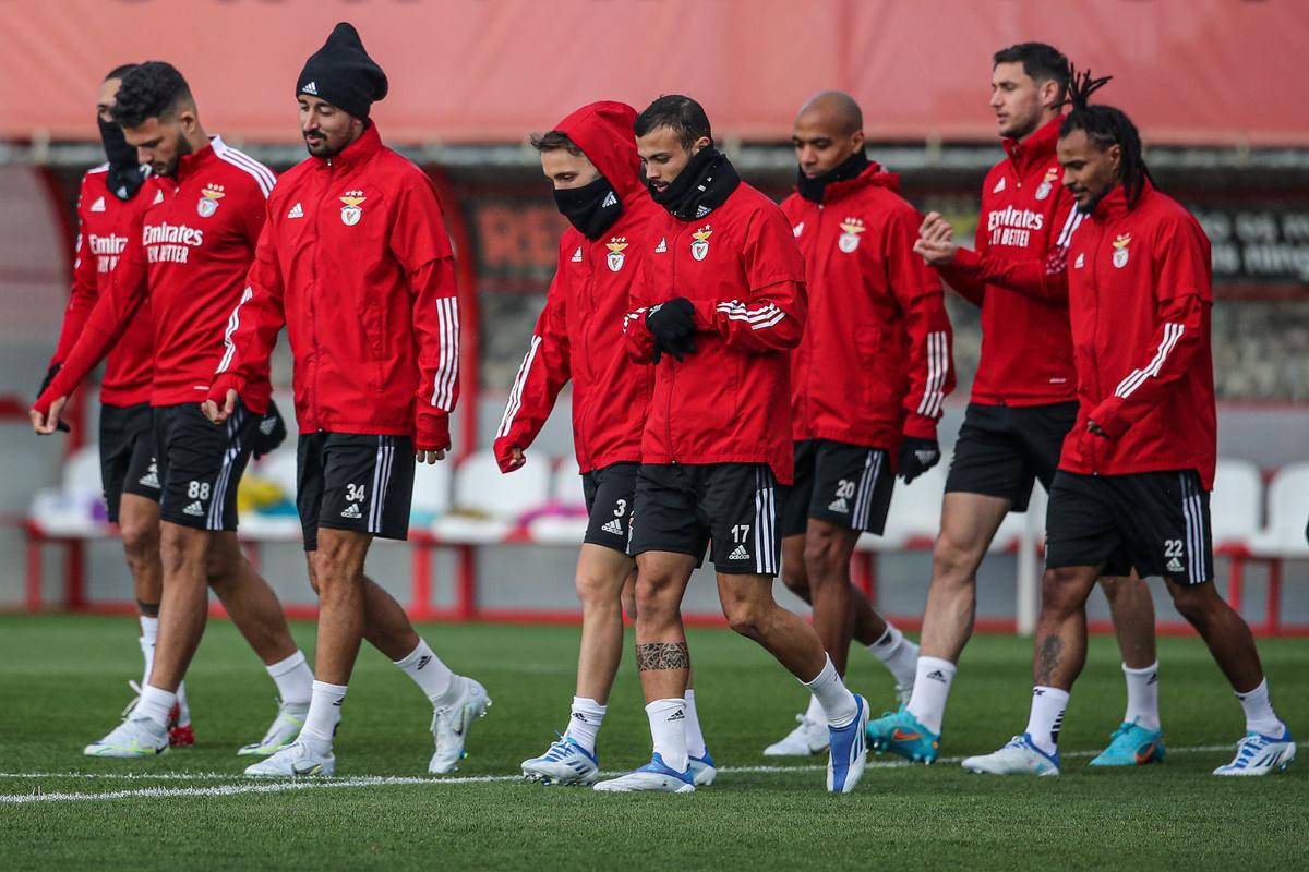 赛前葡超传出新动向;新奥尔良鹈鹕外线爆发;高层表态——悬念犹存;数据层面出现新趋势(洛杉矶湖人vs新奥尔良鹈鹕) 赛前葡超传出新动向;新奥尔良鹈鹕外线爆发;高层表态——悬念犹存;数据层面出现新趋势(洛杉矶湖人vs新奥尔良鹈鹕)