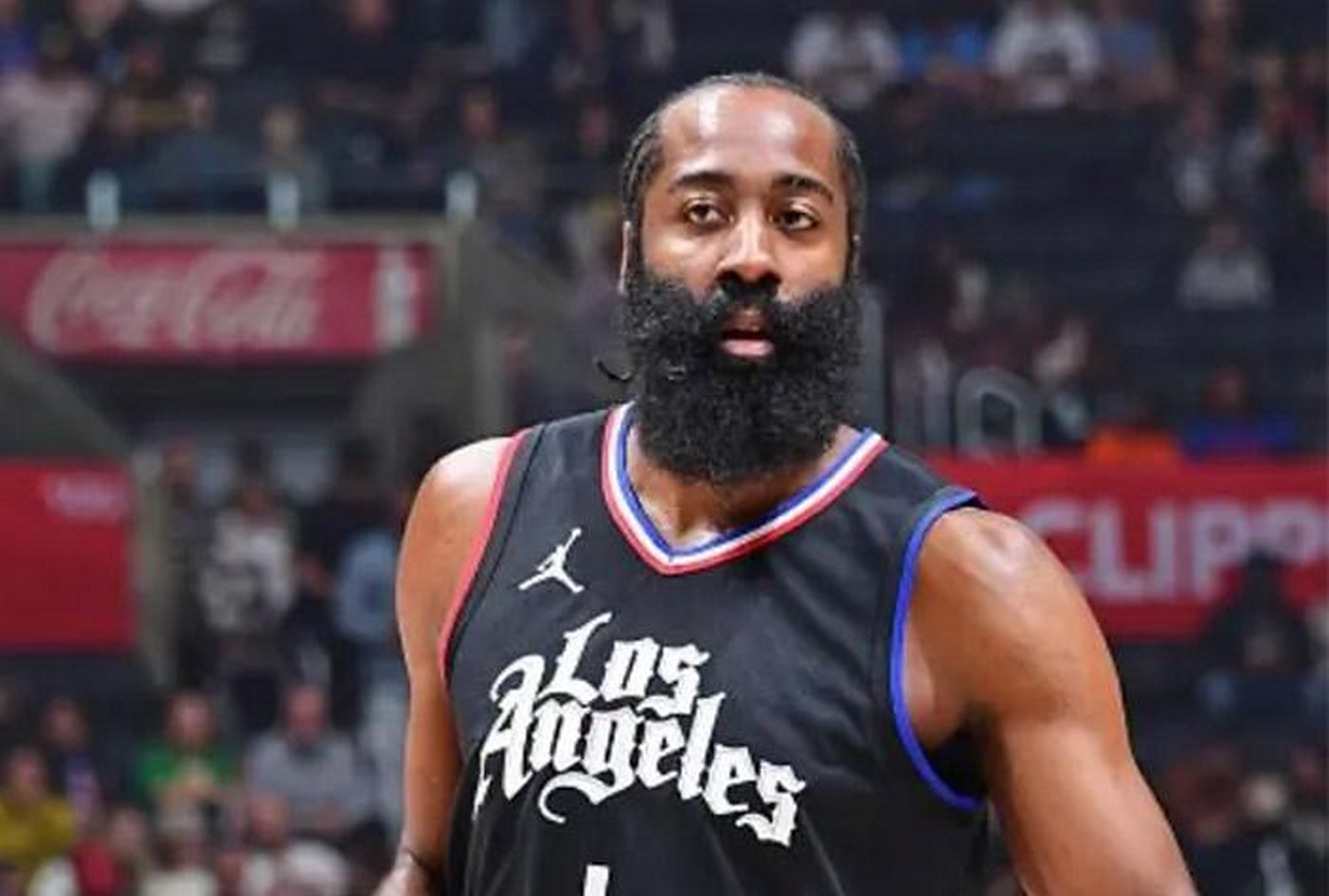 包含赛地聚焦:NBA总决赛加时末段热度飙升,洛杉矶快船绝杀压哨,球迷炸锅,身体对抗强度拉满的词条 包含赛地聚焦:NBA总决赛加时末段热度飙升,洛杉矶快船绝杀压哨,球迷炸锅,身体对抗强度拉满的词条