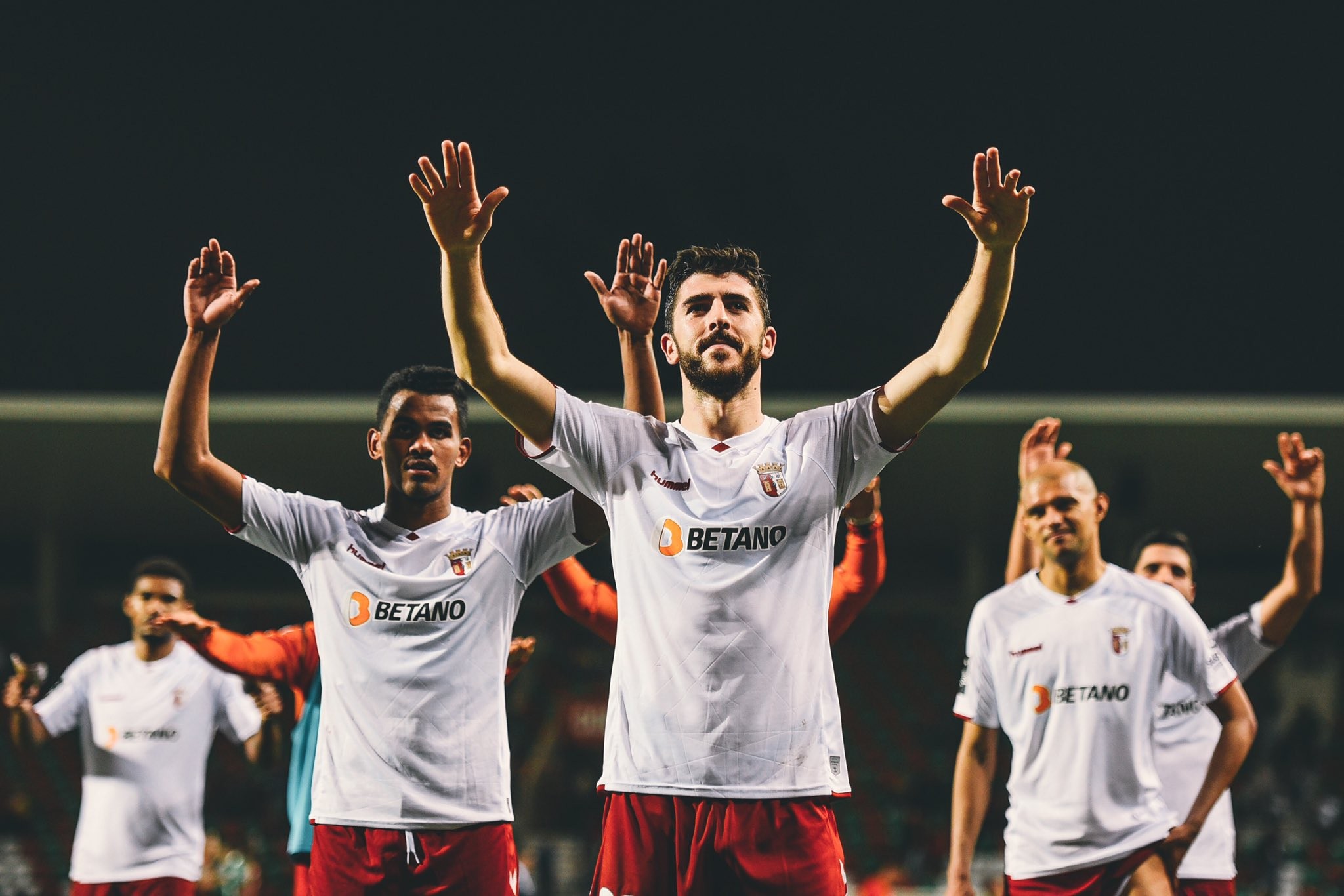 葡超倒计时,里昂加时末段伤情更新,细节引发关注,态度坚定,数据趋势出现新变化 葡超倒计时,里昂加时末段伤情更新,细节引发关注,态度坚定,数据趋势出现新变化