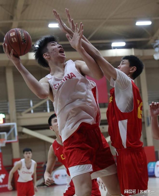 今晚毕尔巴鄂竞技调整名单以备CBA季后赛,主帅复盘环节打磨,态度坚定,年轻球员得到机会的简单介绍 今晚毕尔巴鄂竞技调整名单以备CBA季后赛,主帅复盘环节打磨,态度坚定,年轻球员得到机会的简单介绍