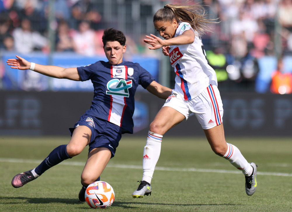 开运体育 -法国杯今晨再迎强敌；里昂回应争议；主帅态度：气氛紧张；更衣室氛围转暖的简单介绍